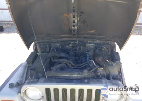 2000 Jeep Wrangler Sport from USA, damaged, VIN 1J4FA49S2YP757952